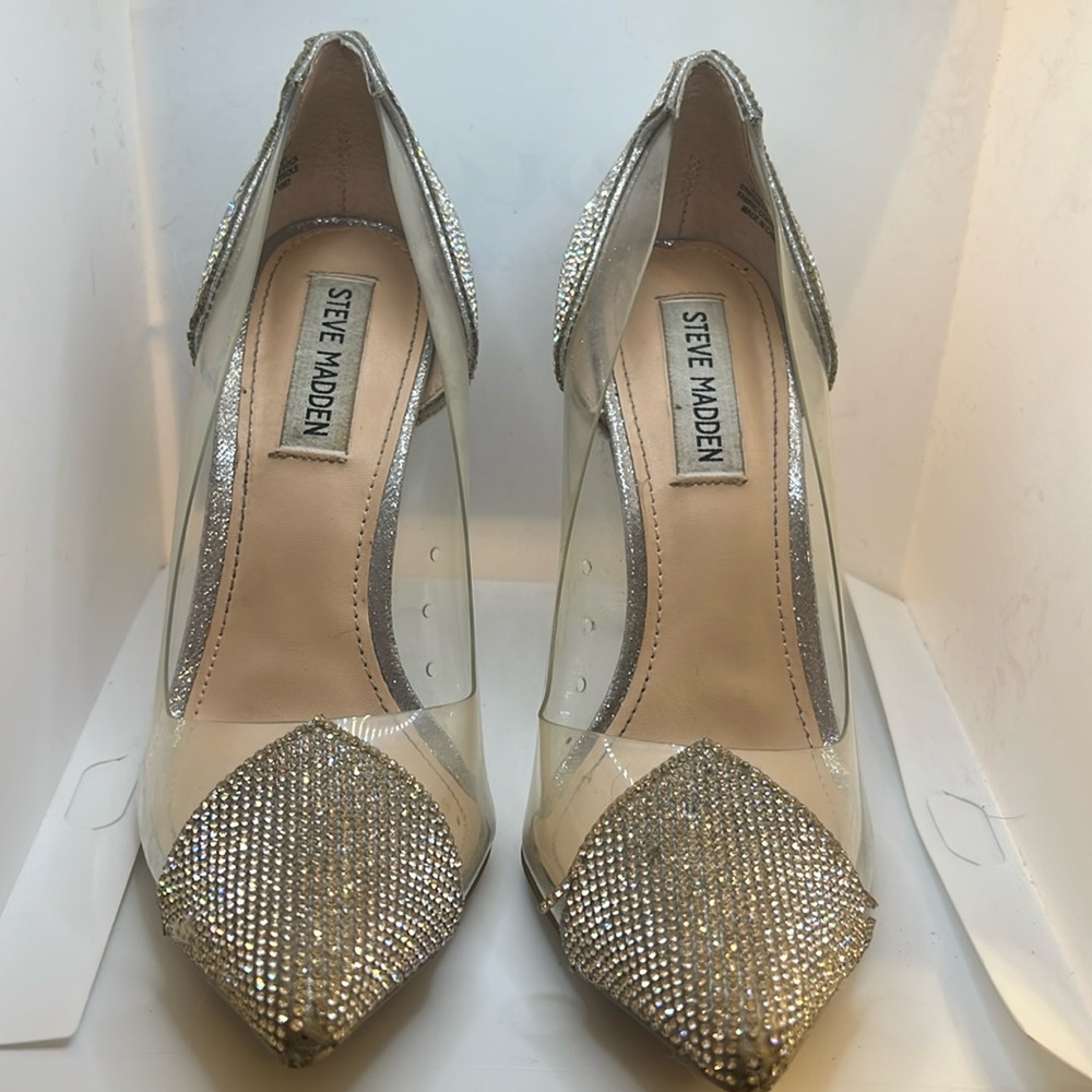 Steve Madden Malibu pump in rhinestone